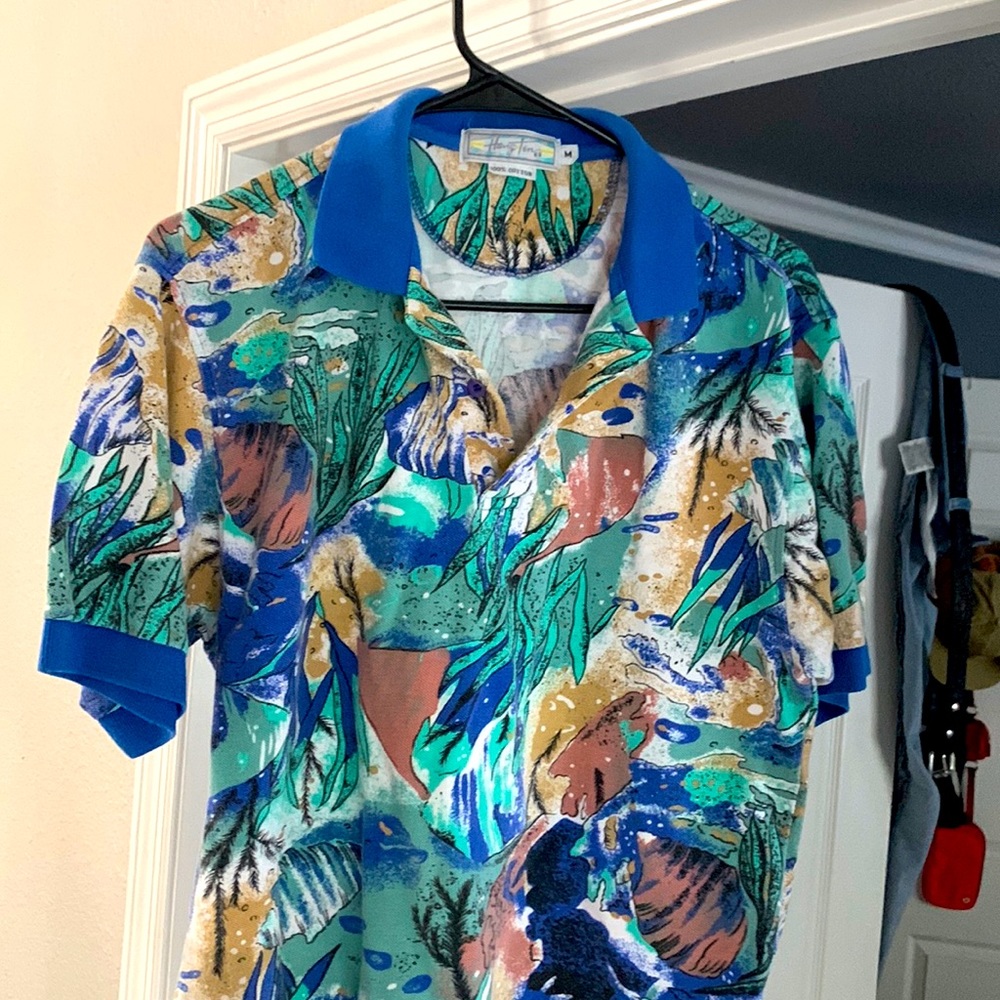 Awesome vintage abstract ocean pattern polo